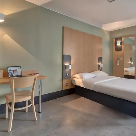 Bayonne Hotel Tarnos