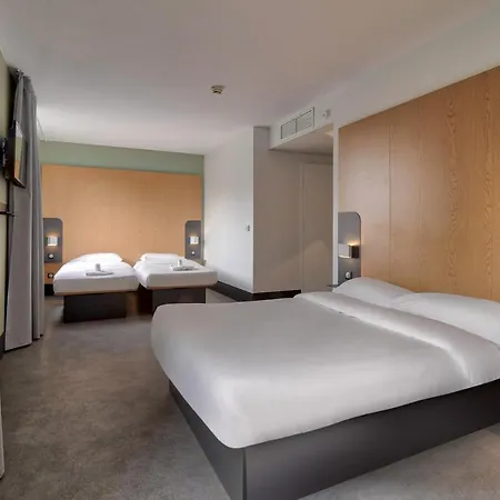 Bayonne Hotel Tarnos