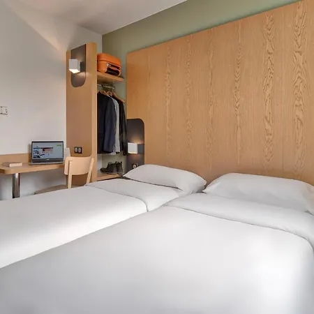 Bayonne Hotel Tarnos