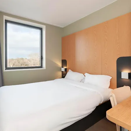Hotel Bayonne 2*