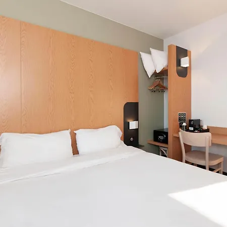 Bayonne Hotel Tarnos