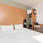 Bayonne Hotel Tarnos