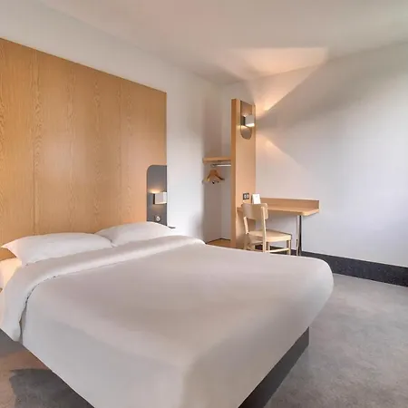 Bayonne Hotel Tarnos