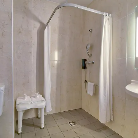 Bayonne Hotel 2*