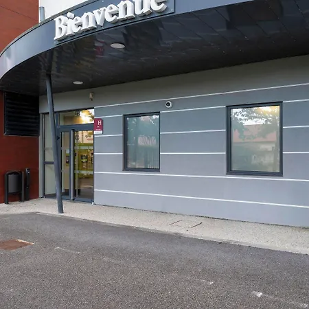 Bayonne Hotel
